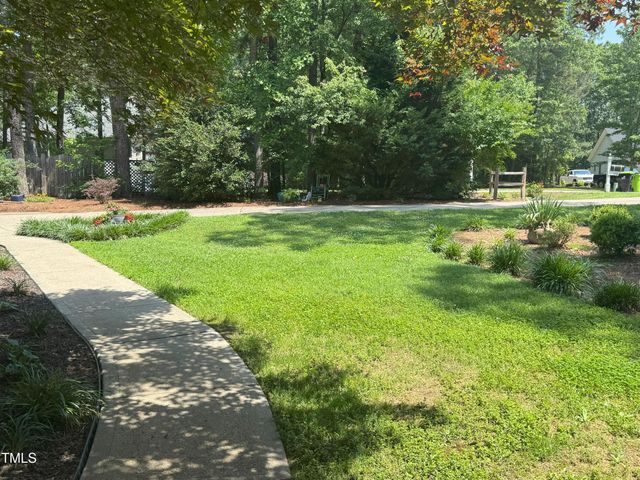 105 Perry Lane, Zebulon, NC 27597