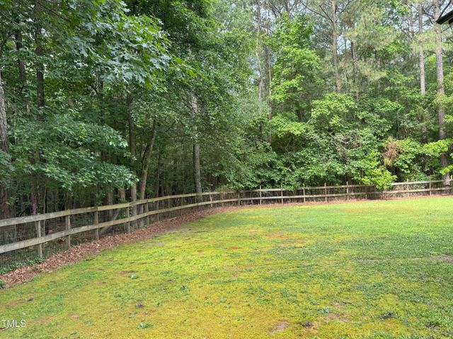 105 Perry Lane, Zebulon, NC 27597