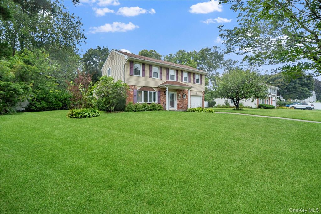 28 Block Boulevard, Port Jefferson, NY 11776 — photo 2