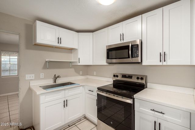 2515 E Adams Street, Phoenix, AZ 85034