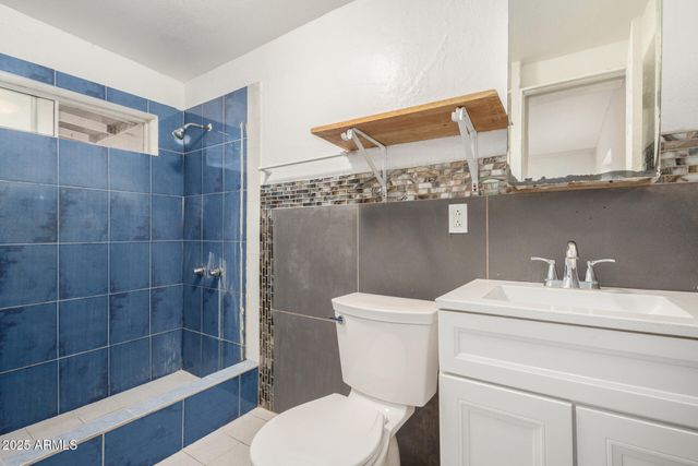 2515 E Adams Street, Phoenix, AZ 85034