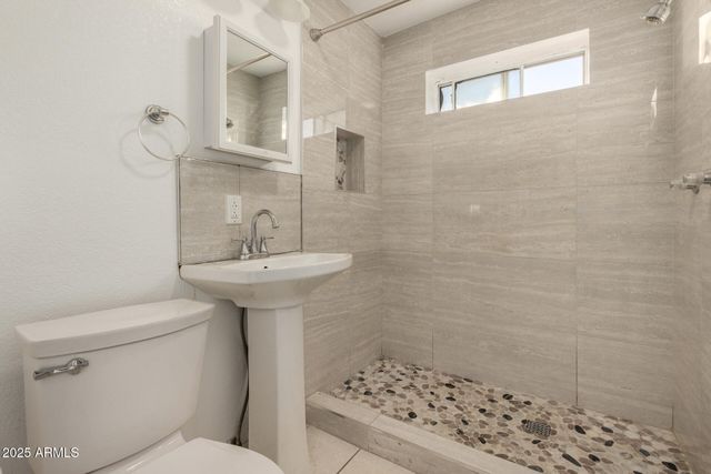 2515 E Adams Street, Phoenix, AZ 85034