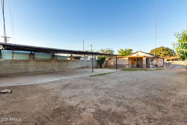 2515 E Adams Street, Phoenix, AZ 85034