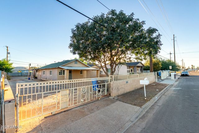 2515 E Adams Street, Phoenix, AZ 85034