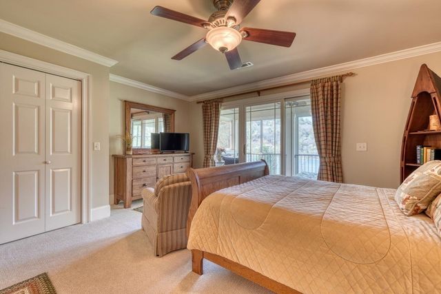 2267 Eastgate Drive, Hiawassee, GA 30546