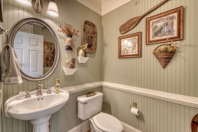 2267 Eastgate Drive, Hiawassee, GA 30546