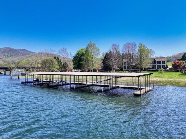 2267 Eastgate Drive, Hiawassee, GA 30546