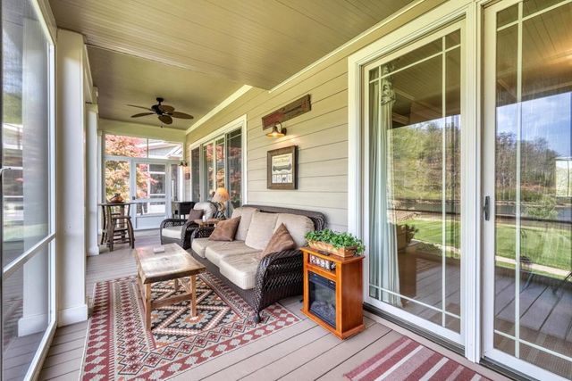 2267 Eastgate Drive, Hiawassee, GA 30546