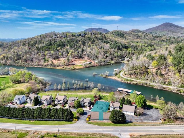2267 Eastgate Drive, Hiawassee, GA 30546