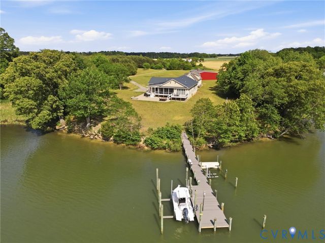 501 Glebe View Ln, Lottsburg, VA 22511