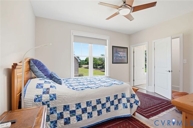 501 Glebe View Ln, Lottsburg, VA 22511