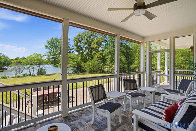 501 Glebe View Ln, Lottsburg, VA 22511