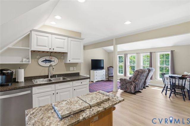 501 Glebe View Ln, Lottsburg, VA 22511