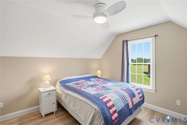 501 Glebe View Ln, Lottsburg, VA 22511