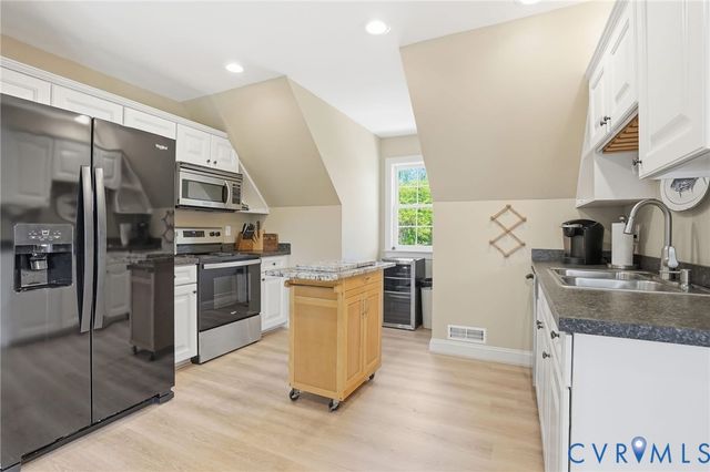 501 Glebe View Ln, Lottsburg, VA 22511