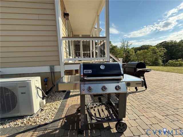 501 Glebe View Ln, Lottsburg, VA 22511