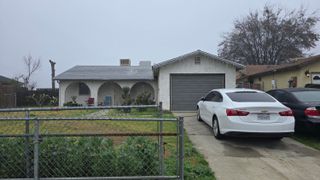 762 W Front Street, Farmersville, CA 93223