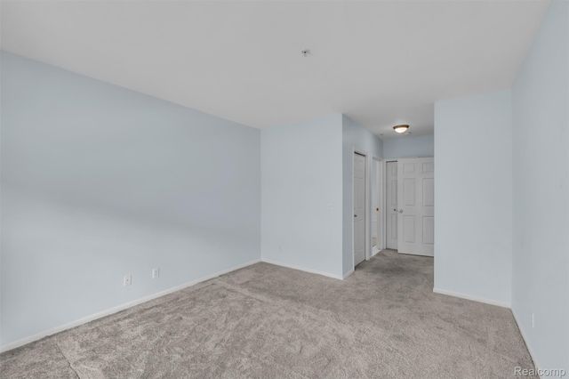 3214 Camden Drive Unit 28, Troy, MI 48084