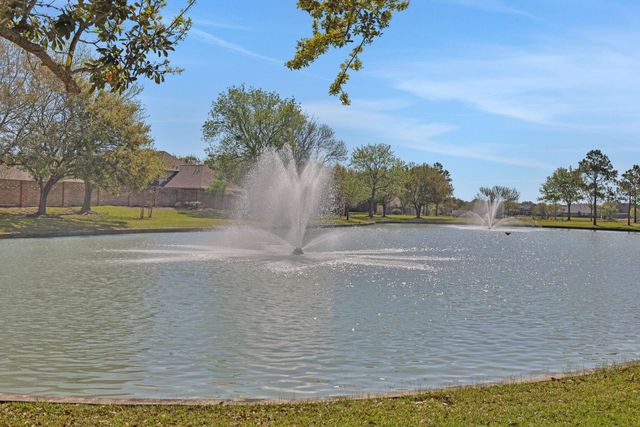 2331 Fern Bend Lane, Katy, TX 77494