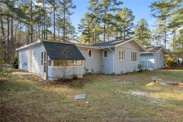 10 Fairway Drive, Whispering Pines, NC 28327
