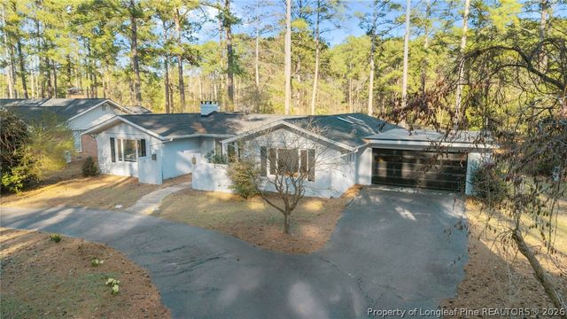 10 Fairway Drive, Whispering Pines, NC 28327
