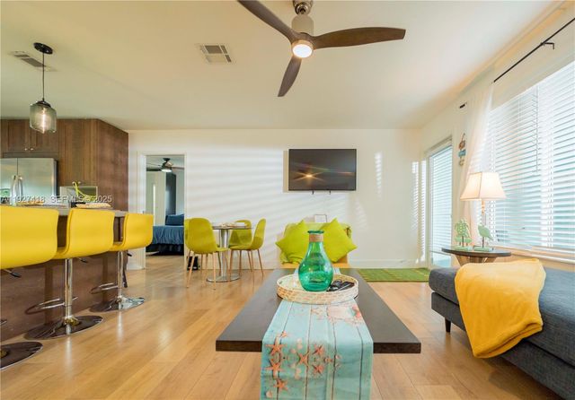 269 SE 8th Avenue, Deerfield Beach, FL 33441