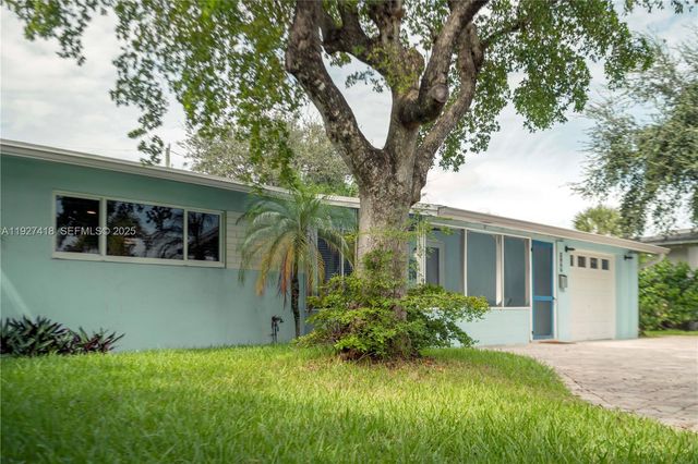 269 SE 8th Avenue, Deerfield Beach, FL 33441
