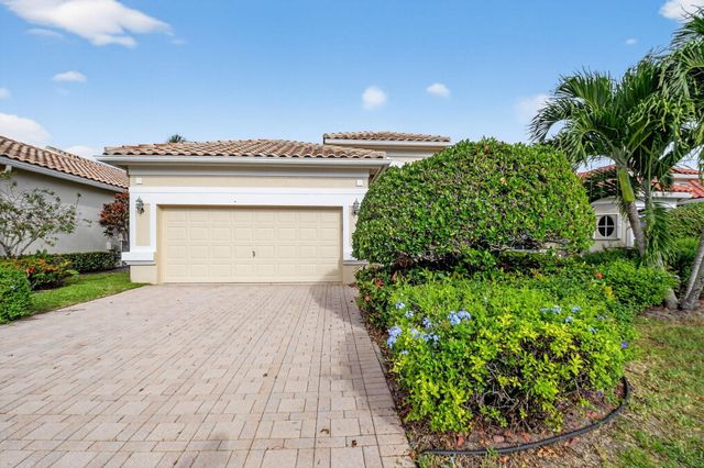 6875 Southport Drive, Boynton Beach, FL 33472