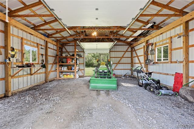 6901 Hatter Road, Newfane, NY 14108