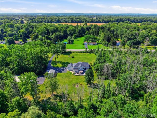 6901 Hatter Road, Newfane, NY 14108
