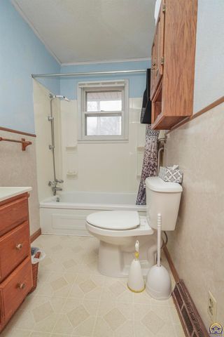 1601 2nd Ave W, Horton, KS 66439