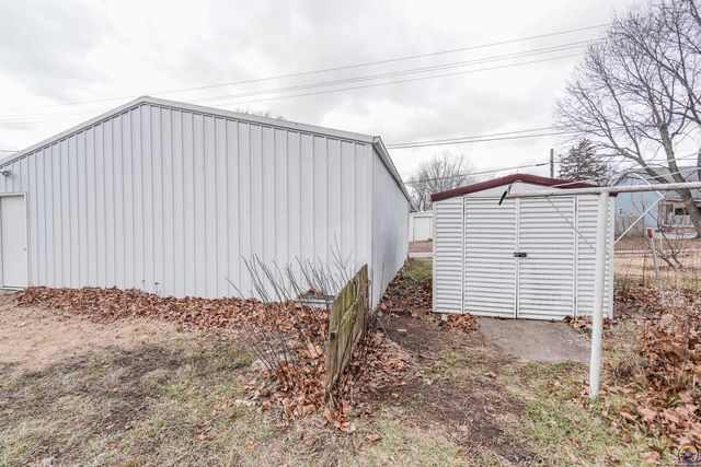 1601 2nd Ave W, Horton, KS 66439