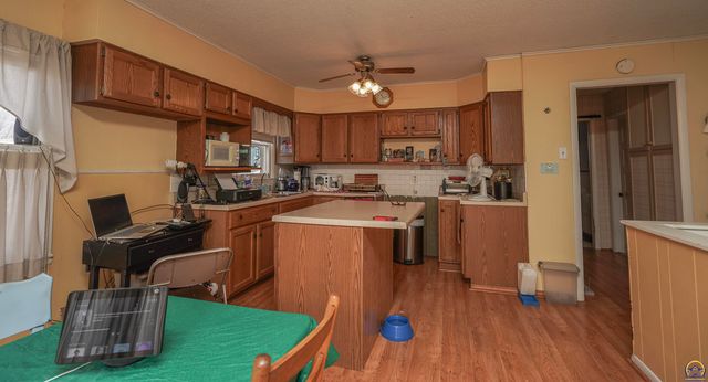 1601 2nd Ave W, Horton, KS 66439