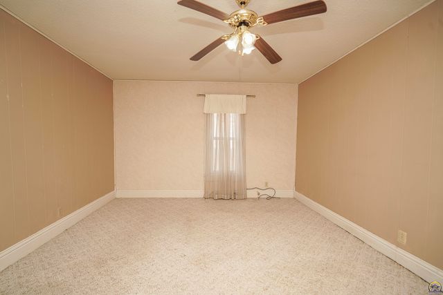 1601 2nd Ave W, Horton, KS 66439