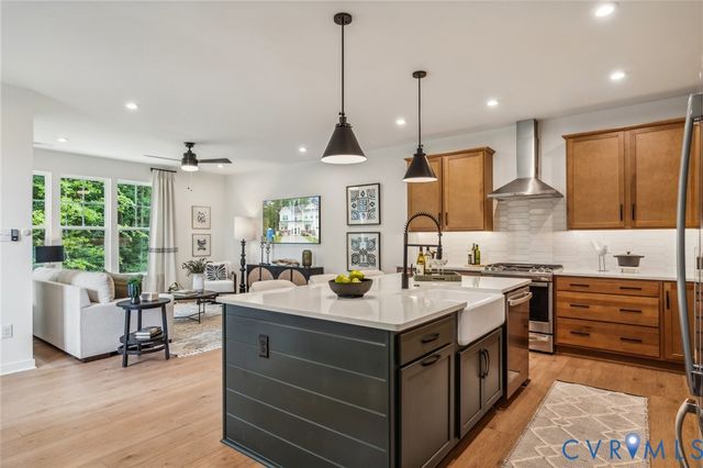 18752 Palisades Cove Trl, Moseley, VA 23120