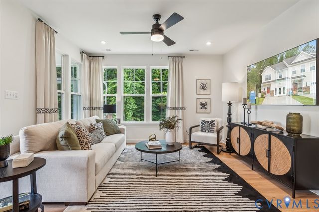18752 Palisades Cove Trl, Moseley, VA 23120