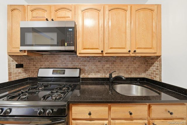 4200 Herkimer Place 4F, Bronx, NY 10470