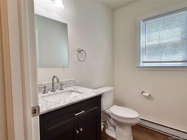 230 State Route 32 N, New Paltz, NY 12561