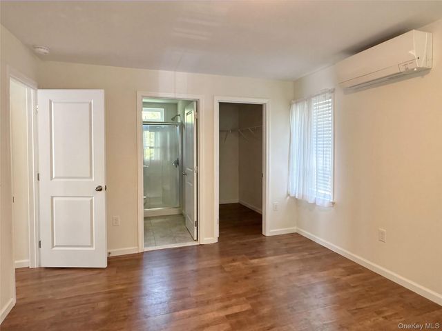 230 State Route 32 N, New Paltz, NY 12561