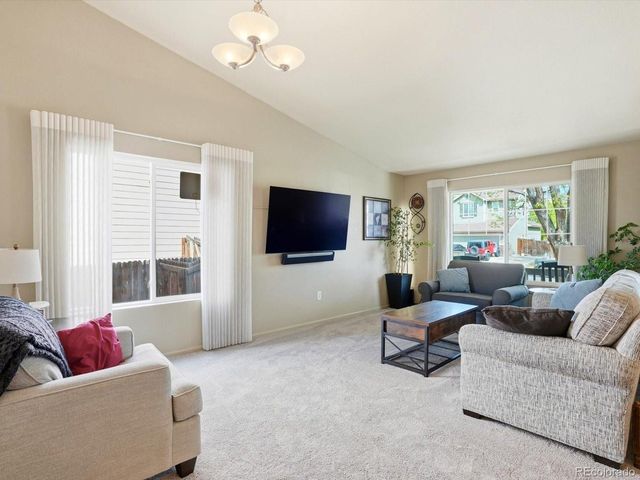 2136 E 98th Ave, Thornton, CO 80229