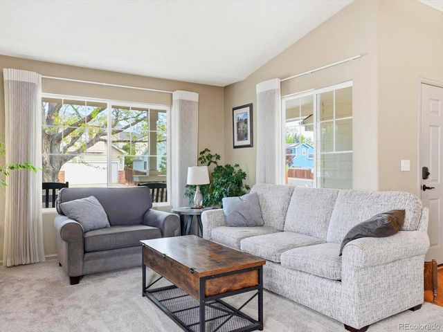 2136 E 98th Ave, Thornton, CO 80229