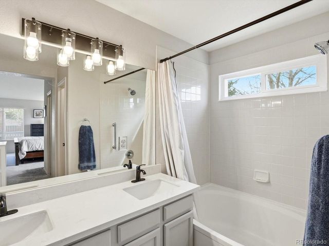 2136 E 98th Ave, Thornton, CO 80229