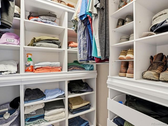 2136 E 98th Ave, Thornton, CO 80229