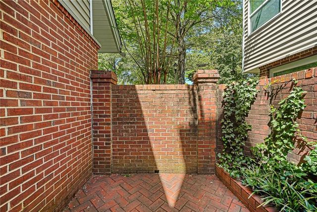 14 Dunwoody Springs Drive, Sandy Springs, GA 30328