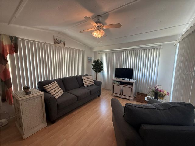 12674 SEMINOLE BOULEVARD S18, Largo, FL 33778