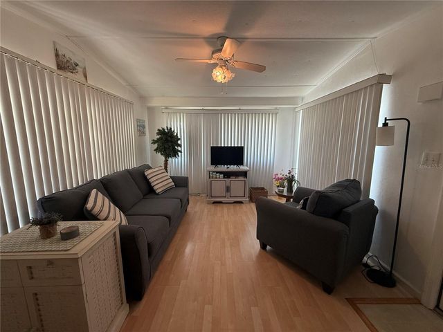 12674 SEMINOLE BOULEVARD S18, Largo, FL 33778