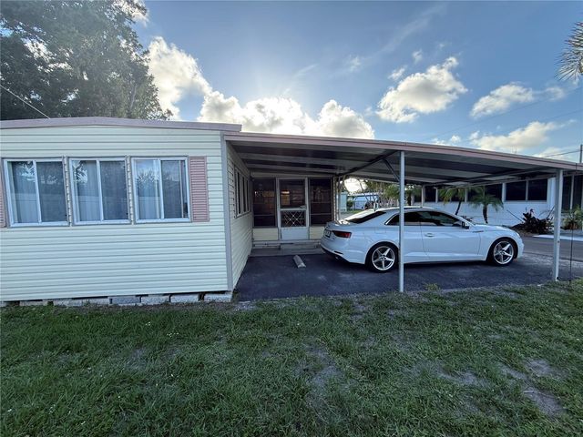 12674 SEMINOLE BOULEVARD S18, Largo, FL 33778