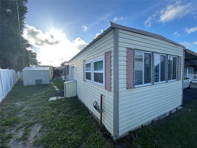 12674 SEMINOLE BOULEVARD S18, Largo, FL 33778