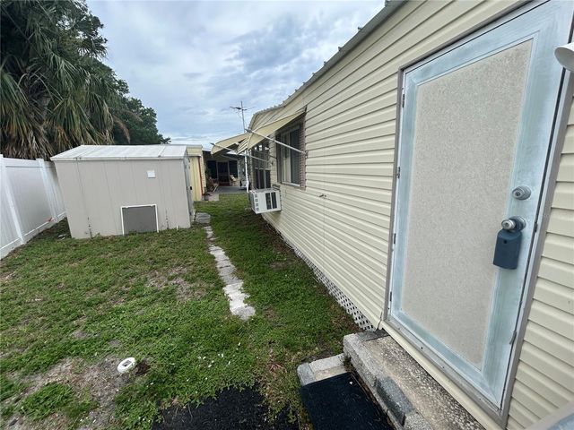 12674 SEMINOLE BOULEVARD S18, Largo, FL 33778