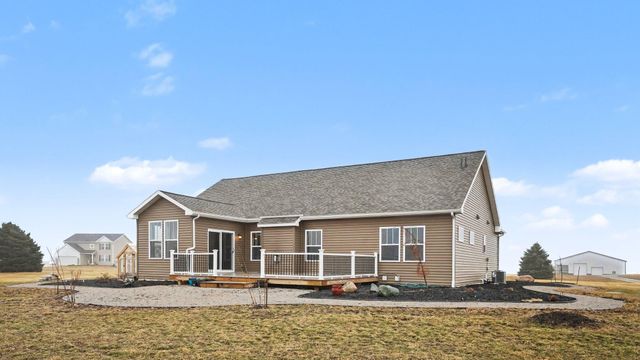 17110 Country Drive, Manchester Twp, MI 48158